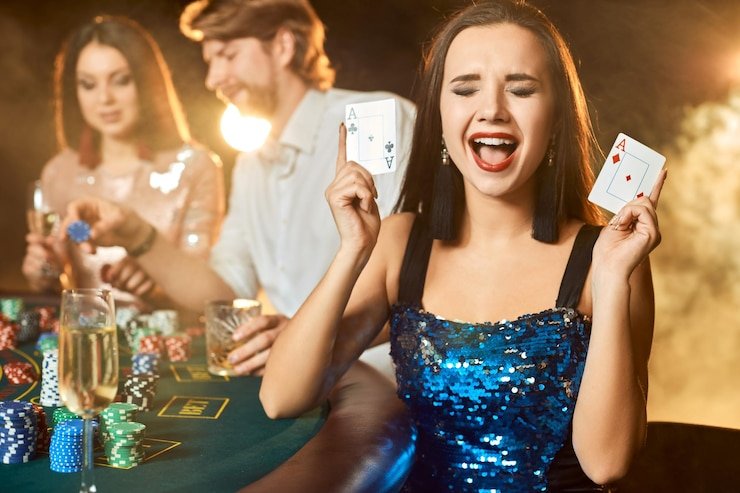 Pengaturan notifikasi dan kontrol data di aplikasi hellcase untuk Prediksi Angka